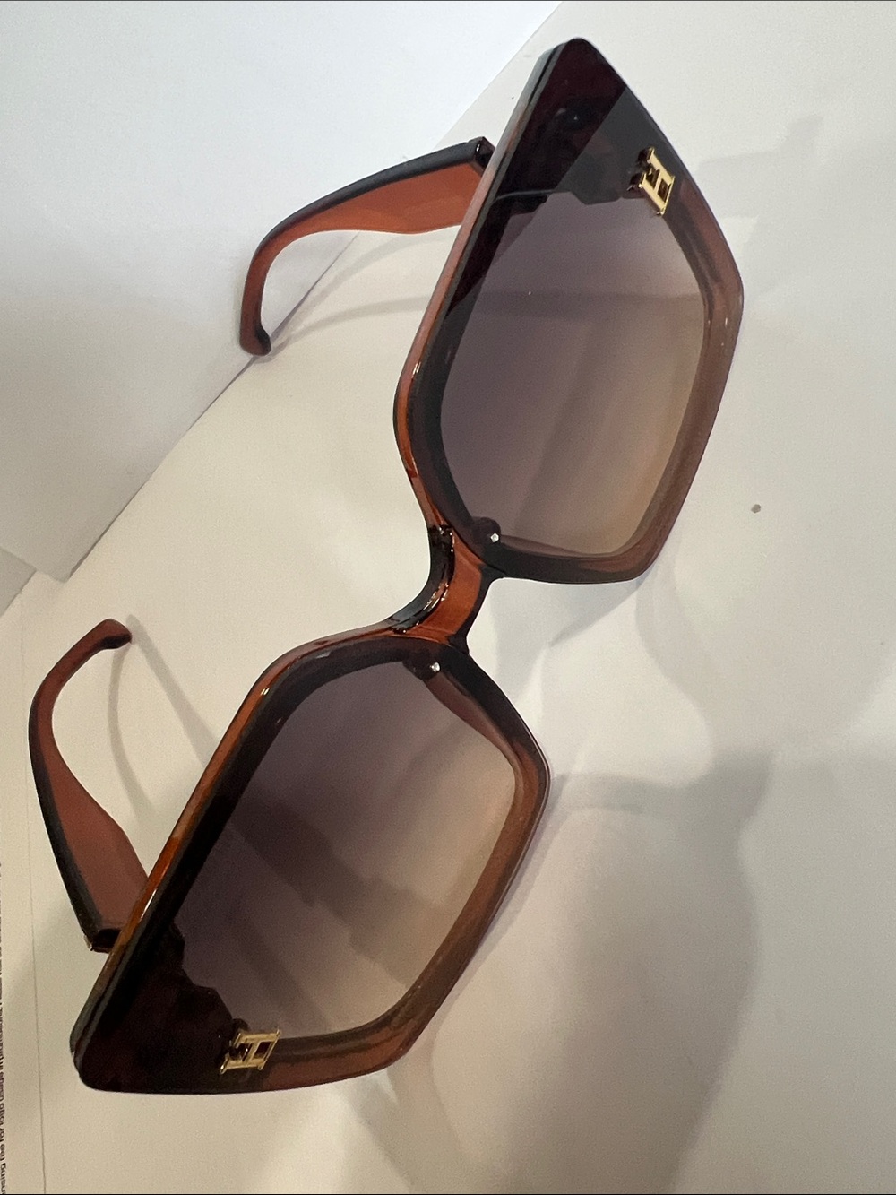H Logo Brown Gradient Oversized Square Sunglasses - Women